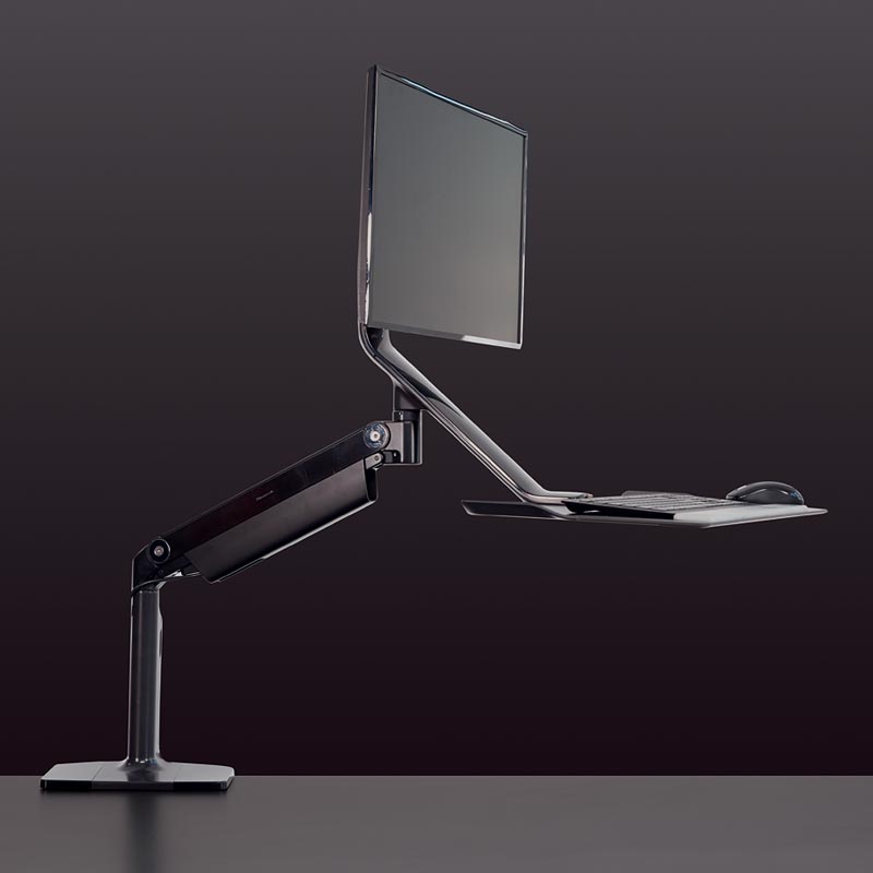 17_humanscale_quickstand_light_edit4